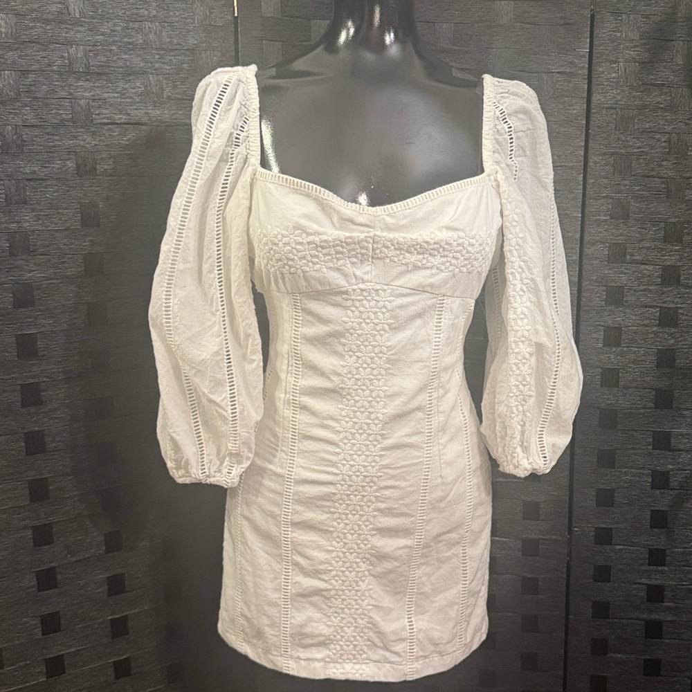 Hello Molly Dress  White Mini Long Sleeve Sz XS